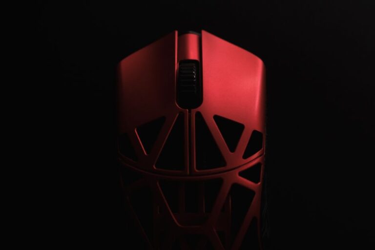 Maximize Your Game Performance: The Best Accessories for Competitive Edge