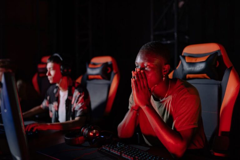 The Complete Guide to Choosing the Right Gaming Chair for Long Sessions