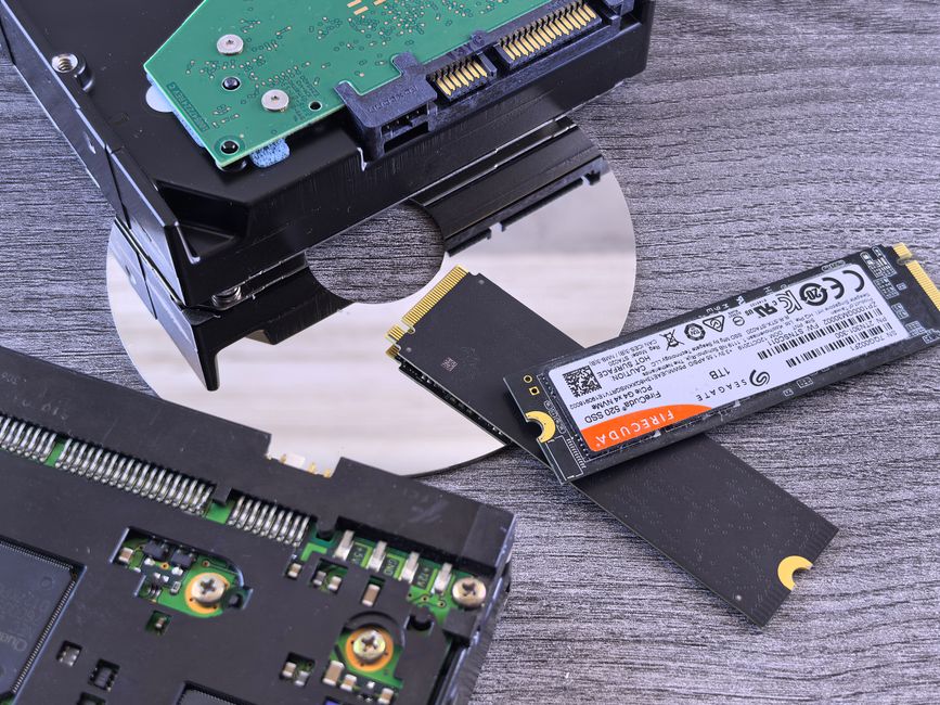 The Ultimate Comparison: Solid State Drives vs Hard Drives for Gaming Performance